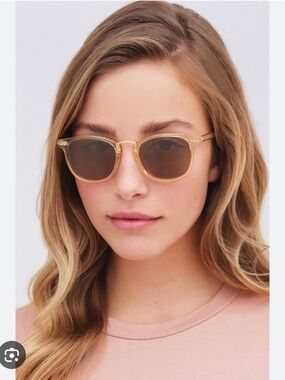 Krewe Franklin sunglasses - Neutral/Amber
Polarized